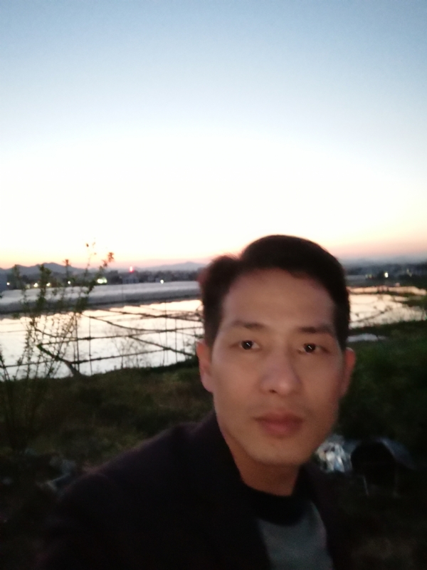 不忘初心的第一张照片--瑞金认干亲服务网